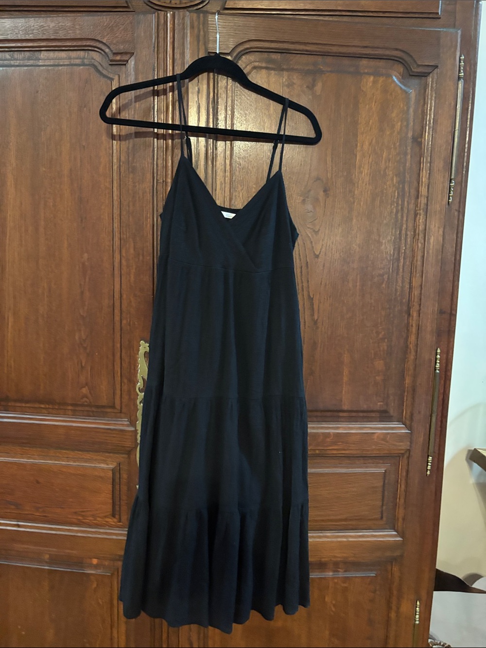 Black Spaghetti-Strap Women’s Midi Dress